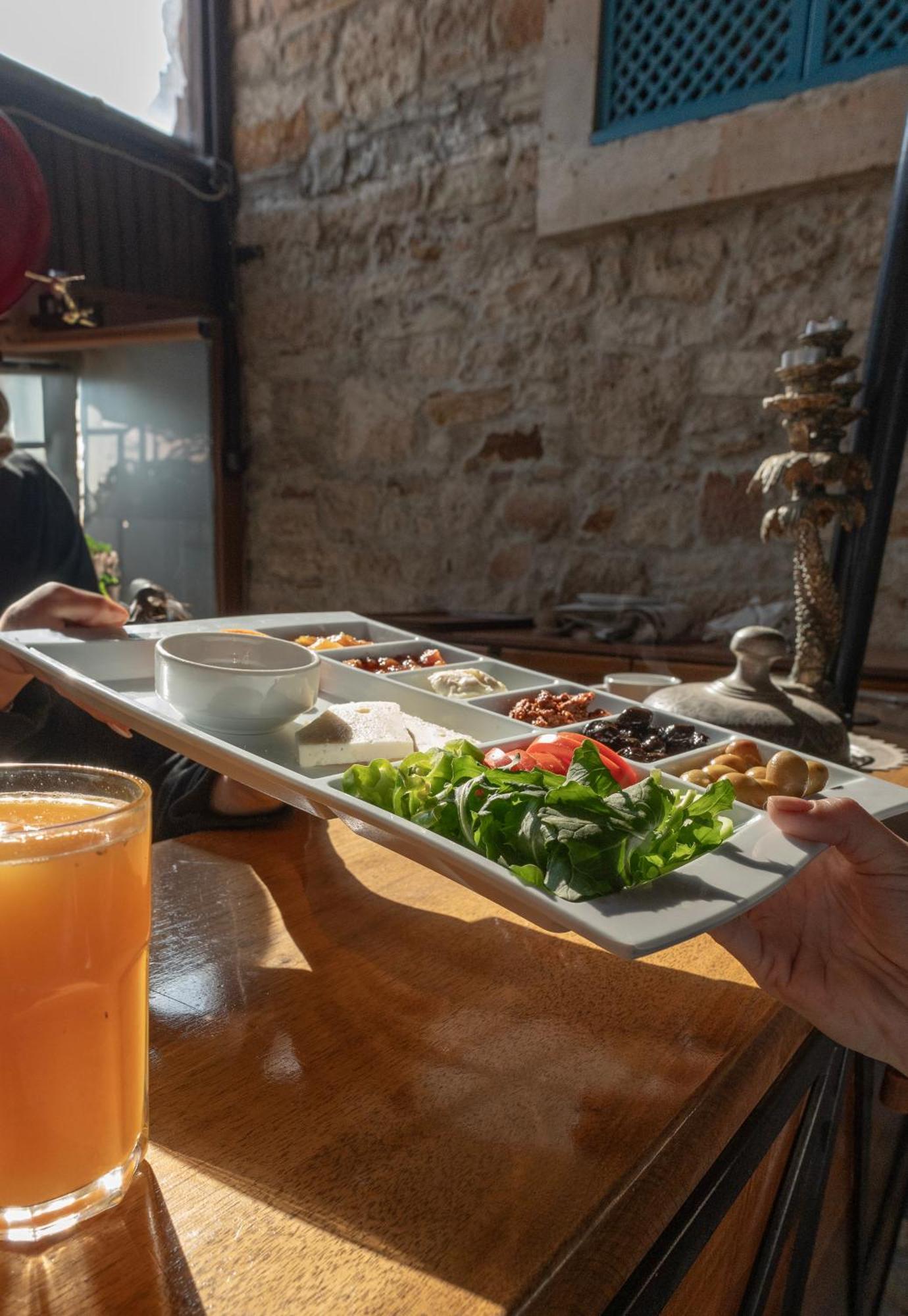Kozbeyli Konagi Hotel Yenifoca Ngoại thất bức ảnh